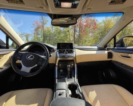 Чорний Лексус НХ, об'ємом двигуна 2.5 л та пробігом 38 тис. км за 9500 $, фото 8 на Automoto.ua