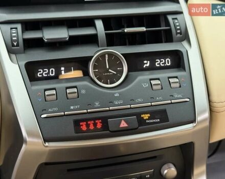 Черный Лексус НХ, объемом двигателя 2 л и пробегом 68 тыс. км за 28700 $, фото 57 на Automoto.ua