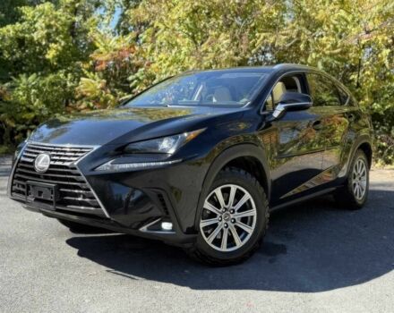 Чорний Лексус НХ, об'ємом двигуна 2.5 л та пробігом 38 тис. км за 9500 $, фото 1 на Automoto.ua