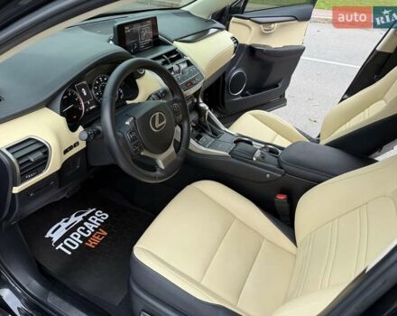 Черный Лексус НХ, объемом двигателя 2 л и пробегом 68 тыс. км за 28700 $, фото 48 на Automoto.ua