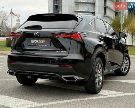 Черный Лексус НХ, объемом двигателя 2 л и пробегом 68 тыс. км за 28700 $, фото 15 на Automoto.ua