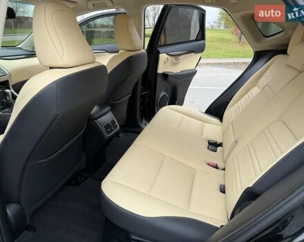 Черный Лексус НХ, объемом двигателя 2 л и пробегом 68 тыс. км за 28700 $, фото 43 на Automoto.ua