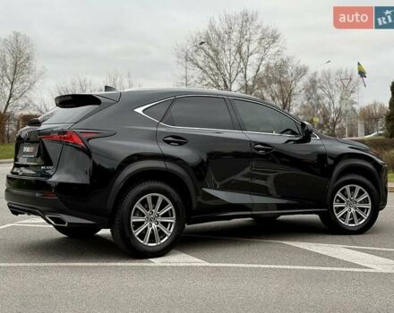 Черный Лексус НХ, объемом двигателя 2 л и пробегом 68 тыс. км за 28700 $, фото 20 на Automoto.ua