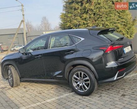 Черный Лексус НХ, объемом двигателя 2.49 л и пробегом 150 тыс. км за 31750 $, фото 31 на Automoto.ua