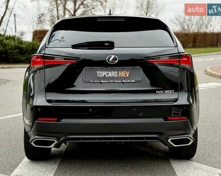 Черный Лексус НХ, объемом двигателя 2 л и пробегом 68 тыс. км за 28700 $, фото 14 на Automoto.ua