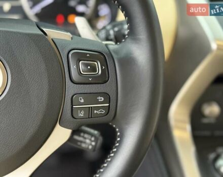 Черный Лексус НХ, объемом двигателя 2 л и пробегом 68 тыс. км за 28700 $, фото 56 на Automoto.ua