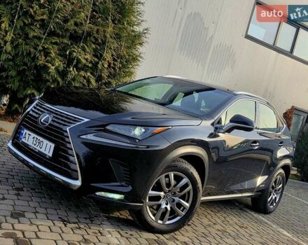 Черный Лексус НХ, объемом двигателя 2.49 л и пробегом 150 тыс. км за 31750 $, фото 7 на Automoto.ua