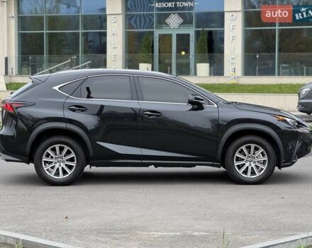 Чорний Лексус НХ, об'ємом двигуна 2 л та пробігом 33 тис. км за 25500 $, фото 7 на Automoto.ua