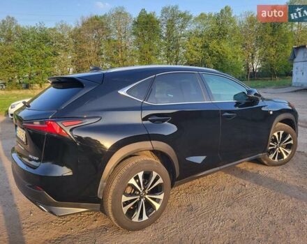 Чорний Лексус НХ, об'ємом двигуна 2 л та пробігом 39 тис. км за 33000 $, фото 9 на Automoto.ua