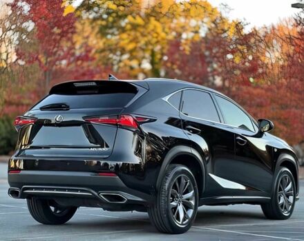 Черный Лексус НХ, объемом двигателя 2 л и пробегом 47 тыс. км за 13800 $, фото 4 на Automoto.ua