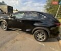 Чорний Лексус НХ, об'ємом двигуна 2 л та пробігом 88 тис. км за 30700 $, фото 1 на Automoto.ua