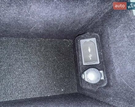 Чорний Лексус НХ, об'ємом двигуна 2 л та пробігом 88 тис. км за 30700 $, фото 29 на Automoto.ua