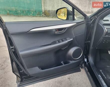 Чорний Лексус НХ, об'ємом двигуна 2 л та пробігом 39 тис. км за 33000 $, фото 27 на Automoto.ua