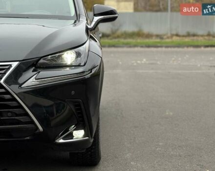 Чорний Лексус НХ, об'ємом двигуна 2 л та пробігом 33 тис. км за 25500 $, фото 8 на Automoto.ua