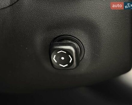 Чорний Лексус НХ, об'ємом двигуна 2 л та пробігом 33 тис. км за 25500 $, фото 27 на Automoto.ua