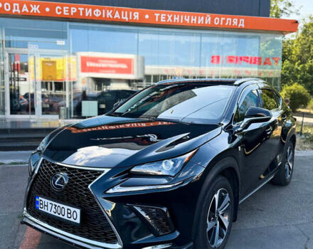 Черный Лексус НХ, объемом двигателя 2.49 л и пробегом 41 тыс. км за 32500 $, фото 2 на Automoto.ua