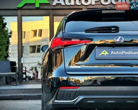 Лексус НХ 2020 у Києві на Automoto.ua Чорний Лексус НХ, об'ємом двигуна 2.49 л та пробігом 54 тис. км за 39900 $, фото 14 на Automoto.ua