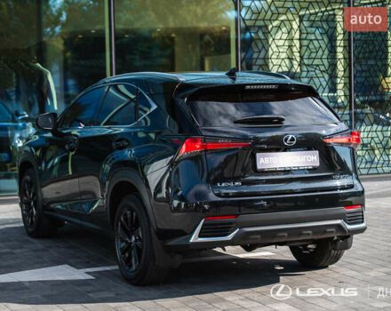 Лексус НХ 2020 у Дніпро (Дніпропетровську) на Automoto.ua Чорний Лексус НХ, об'ємом двигуна 1.99 л та пробігом 99 тис. км за 31200 $, фото 6 на Automoto.ua