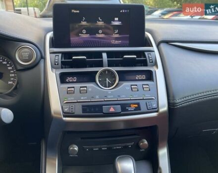 Черный Лексус НХ, объемом двигателя 1.99 л и пробегом 70 тыс. км за 34900 $, фото 24 на Automoto.ua