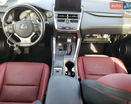 Черный Лексус НХ, объемом двигателя 2 л и пробегом 45 тыс. км за 10800 $, фото 7 на Automoto.ua