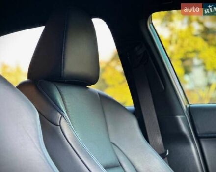 Чорний Лексус НХ, об'ємом двигуна 2.49 л та пробігом 54 тис. км за 39900 $, фото 26 на Automoto.ua