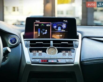 Лексус НХ 2020 у Києві на Automoto.ua Чорний Лексус НХ, об'ємом двигуна 2.49 л та пробігом 54 тис. км за 39900 $, фото 41 на Automoto.ua