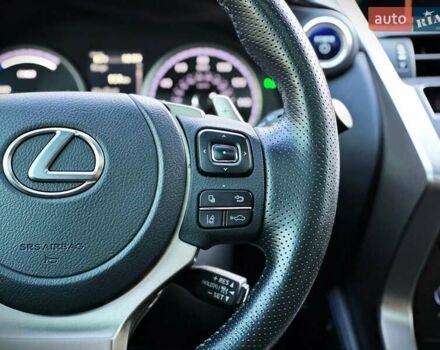 Лексус НХ 2020 у Києві на Automoto.ua Чорний Лексус НХ, об'ємом двигуна 2.49 л та пробігом 54 тис. км за 39900 $, фото 39 на Automoto.ua