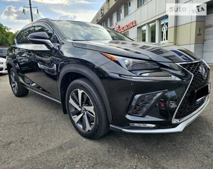 Черный Лексус НХ, объемом двигателя 2.49 л и пробегом 27 тыс. км за 34000 $, фото 4 на Automoto.ua