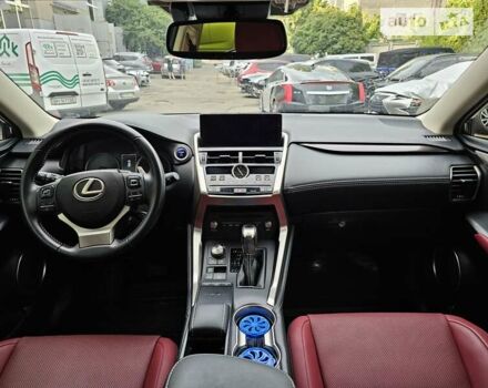 Черный Лексус НХ, объемом двигателя 2.49 л и пробегом 27 тыс. км за 34000 $, фото 22 на Automoto.ua