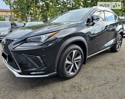 Черный Лексус НХ, объемом двигателя 2.49 л и пробегом 27 тыс. км за 34000 $, фото 1 на Automoto.ua