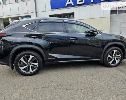 Черный Лексус НХ, объемом двигателя 2.49 л и пробегом 27 тыс. км за 34000 $, фото 6 на Automoto.ua