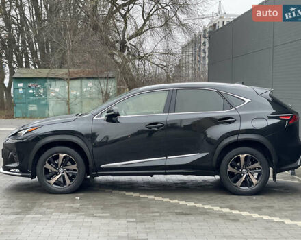 Черный Лексус НХ, объемом двигателя 1.99 л и пробегом 101 тыс. км за 33800 $, фото 7 на Automoto.ua