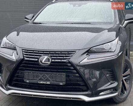 Черный Лексус НХ, объемом двигателя 1.99 л и пробегом 101 тыс. км за 33800 $, фото 3 на Automoto.ua