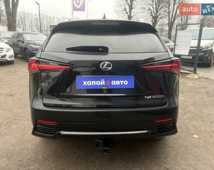 Черный Лексус НХ, объемом двигателя 2.49 л и пробегом 83 тыс. км за 38600 $, фото 5 на Automoto.ua