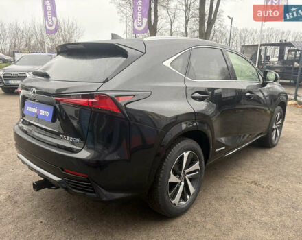 Черный Лексус НХ, объемом двигателя 2.49 л и пробегом 83 тыс. км за 38600 $, фото 4 на Automoto.ua