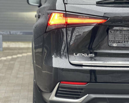 Черный Лексус НХ, объемом двигателя 1.99 л и пробегом 101 тыс. км за 33800 $, фото 28 на Automoto.ua