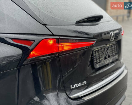 Черный Лексус НХ, объемом двигателя 1.99 л и пробегом 101 тыс. км за 33800 $, фото 33 на Automoto.ua