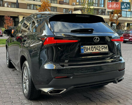 Черный Лексус НХ, объемом двигателя 2 л и пробегом 36 тыс. км за 31500 $, фото 13 на Automoto.ua