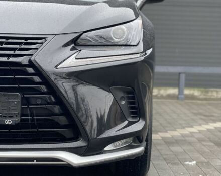 Черный Лексус НХ, объемом двигателя 2 л и пробегом 92 тыс. км за 33800 $, фото 2 на Automoto.ua