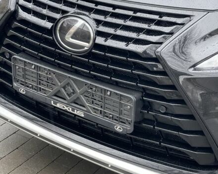 Черный Лексус НХ, объемом двигателя 2 л и пробегом 92 тыс. км за 33800 $, фото 5 на Automoto.ua