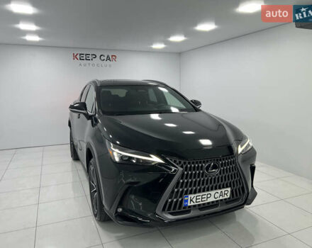 Чорний Лексус НХ, об'ємом двигуна 2.49 л та пробігом 18 тис. км за 49000 $, фото 6 на Automoto.ua
