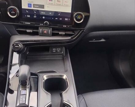 Чорний Лексус НХ, об'ємом двигуна 2.5 л та пробігом 31 тис. км за 37500 $, фото 21 на Automoto.ua