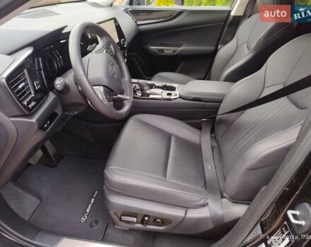 Чорний Лексус НХ, об'ємом двигуна 2.5 л та пробігом 31 тис. км за 37500 $, фото 14 на Automoto.ua