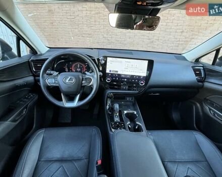 Черный Лексус НХ, объемом двигателя 2.49 л и пробегом 28 тыс. км за 47999 $, фото 13 на Automoto.ua