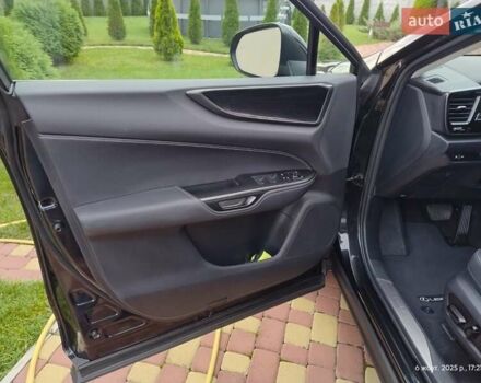 Чорний Лексус НХ, об'ємом двигуна 2.5 л та пробігом 31 тис. км за 37500 $, фото 10 на Automoto.ua