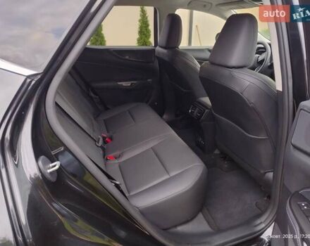 Чорний Лексус НХ, об'ємом двигуна 2.5 л та пробігом 31 тис. км за 37500 $, фото 16 на Automoto.ua