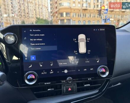 Чорний Лексус НХ, об'ємом двигуна 2.49 л та пробігом 61 тис. км за 47500 $, фото 2 на Automoto.ua