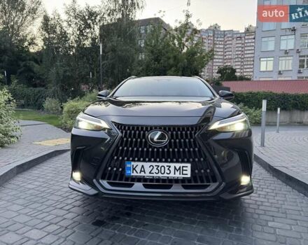 Чорний Лексус НХ, об'ємом двигуна 2.49 л та пробігом 61 тис. км за 47500 $, фото 6 на Automoto.ua