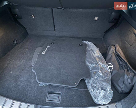 Черный Лексус НХ, объемом двигателя 1.99 л и пробегом 162 тыс. км за 43200 $, фото 4 на Automoto.ua