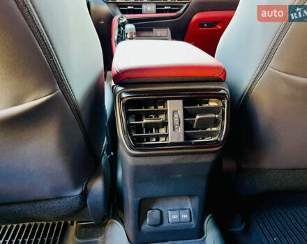 Черный Лексус НХ, объемом двигателя 2.49 л и пробегом 27 тыс. км за 41500 $, фото 13 на Automoto.ua